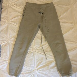 Essentials Men's Sweatpants in Olive
